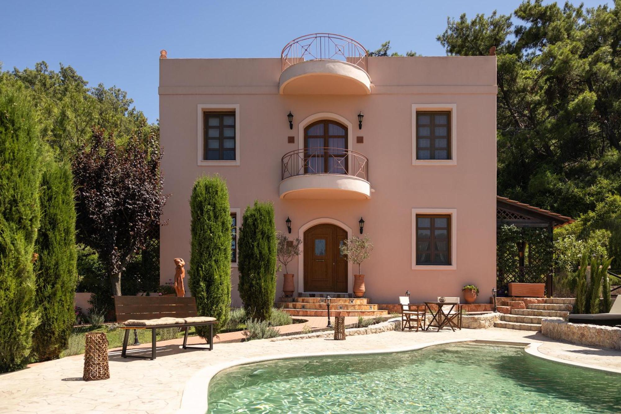 Butterfly Garden Villa *